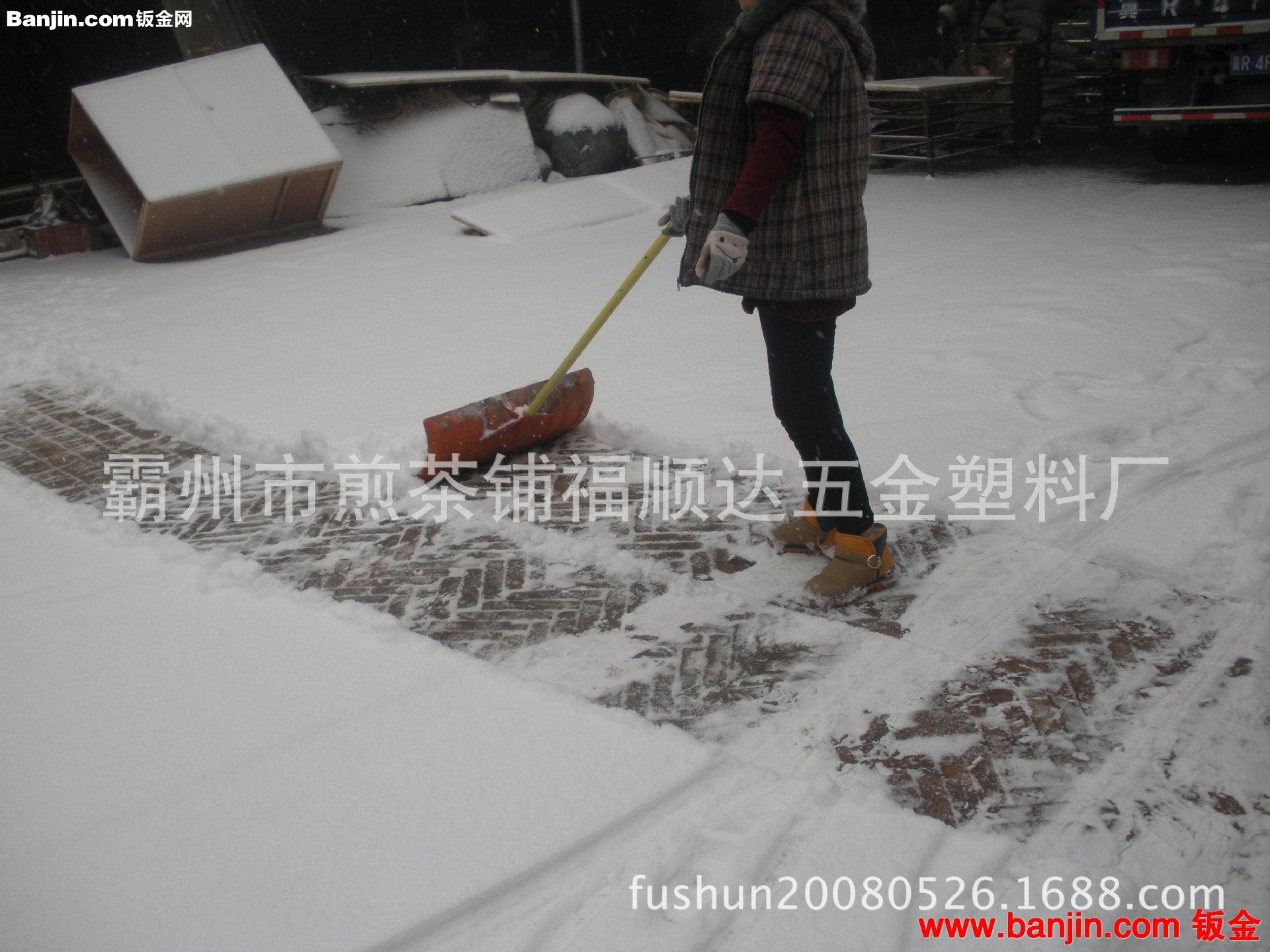 厂家最低价大蛋蛋桶带放水开关，粗杆，超轻旋转，独特设计