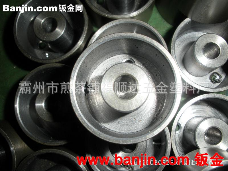 提供模具加工，汽车注塑件加工，装饰件，汽车扇叶， 塑料加工