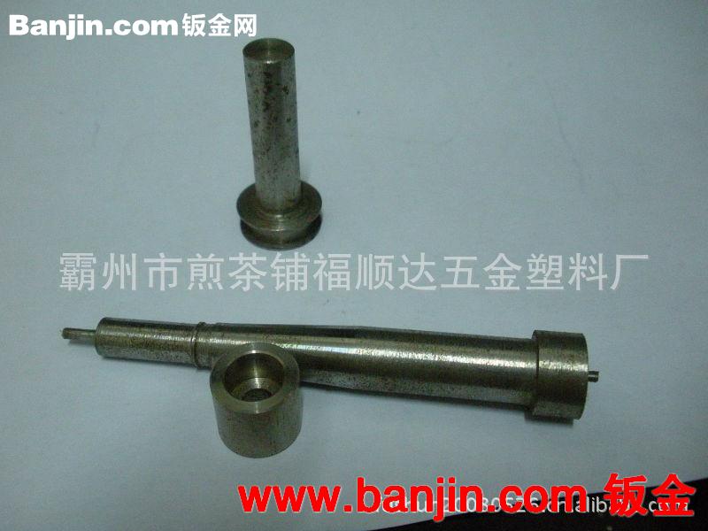 提供模具加工，汽车注塑件加工，装饰件，汽车扇叶， 塑料加工