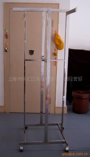 提供不锈钢焊接加工产品、商场不锈钢服装道具