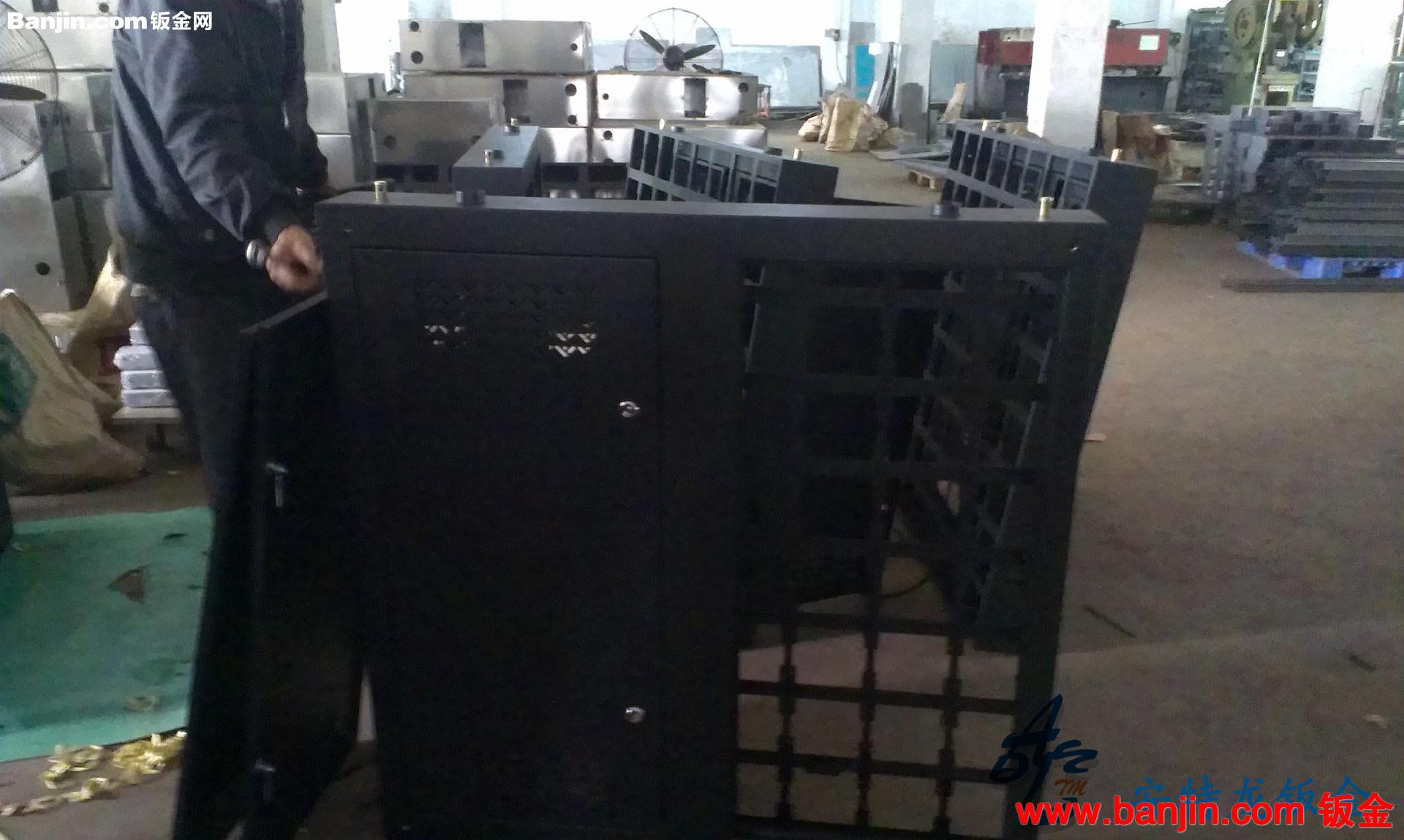 批量生产P10全彩标准箱体 显示屏箱体批发