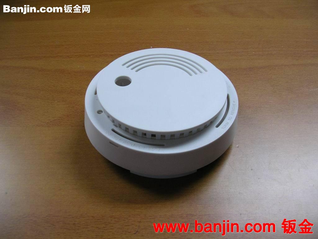 提供线切割 火花机 CNC加工中心 电子注塑加工 大型立式注塑加工