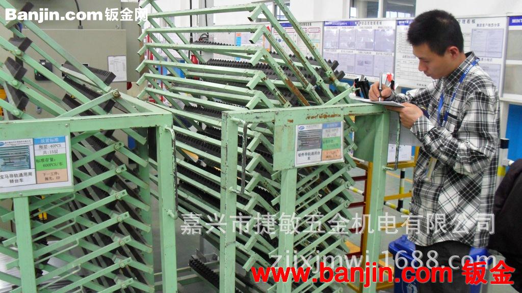 大量供应折叠式周转箱　铁箱周转箱　金属周转箱