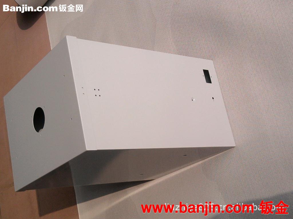 提供各种铁箱钣金加工