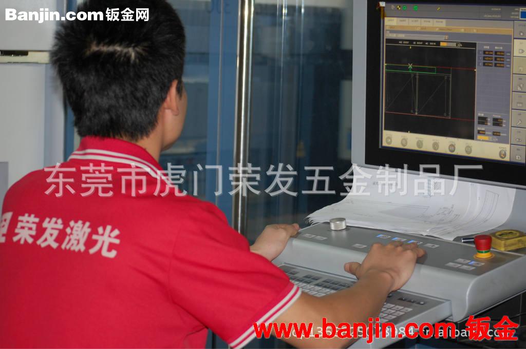 激光切割,不锈钢12毫米德国通快15003000,功率大效率高质量保证