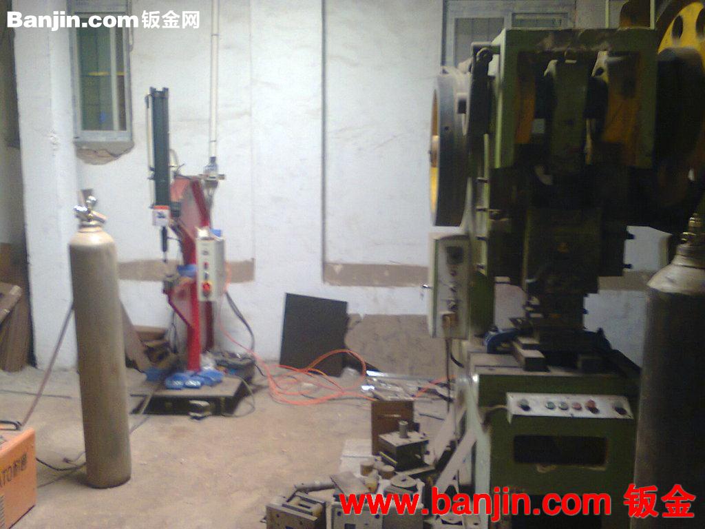 专业提供钣金加工 机箱机柜 山东钣金加工 济南钣金加工