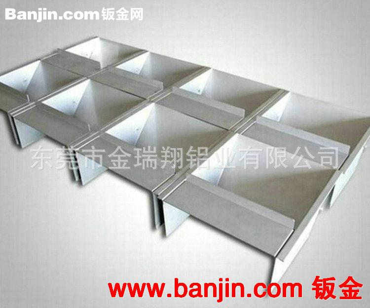 专业供应钣金加工 各种钣金加工 设备钣金加工