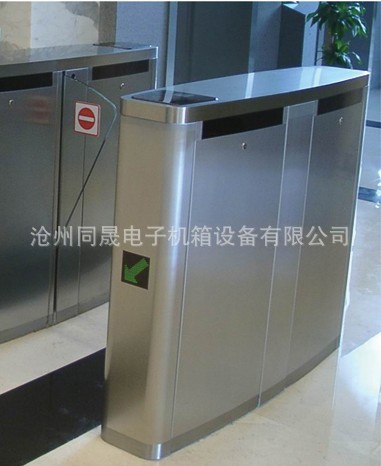 长期供应优质不锈钢工控机柜 不锈钢弱电机柜电力网络机柜