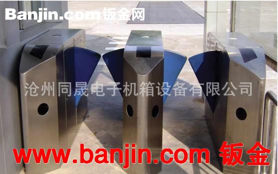 长期供应优质不锈钢工控机柜 不锈钢弱电机柜电力网络机柜