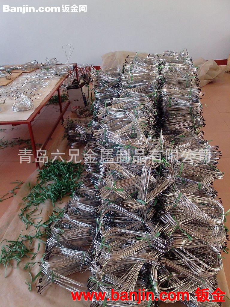 六兄批量生产假发支架，假发展示支架，铁丝镀铬展示架