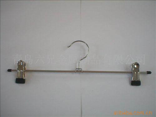 供应铁质衣架，木制衣架，浸塑衣架，包塑衣架