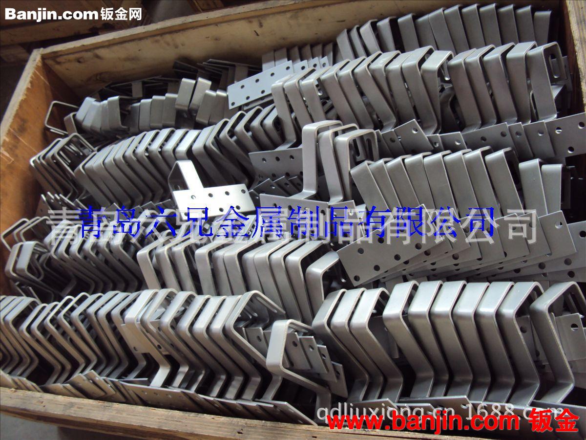 提供各种产品喷砂加工，抛光，表面氧化，五金加工厂