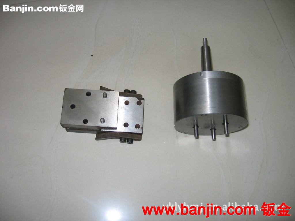 供应多孔钻头,可满足一次性钻多个孔，能提升效率。（质优）