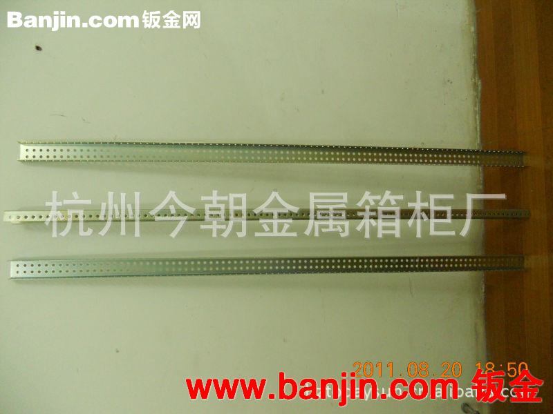 提供冲压加工  常规及非标冲压件