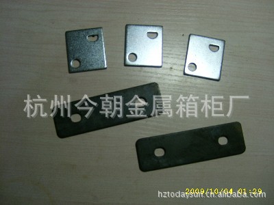供应钣金加工，供应冲压加工 按客户要求定制各类冲压件