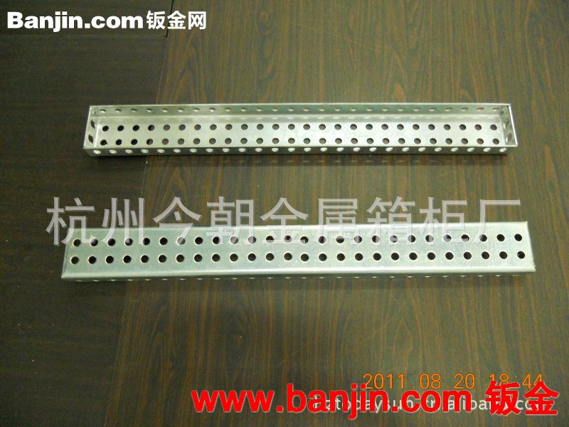 提供冲压加工  常规及非标冲压件