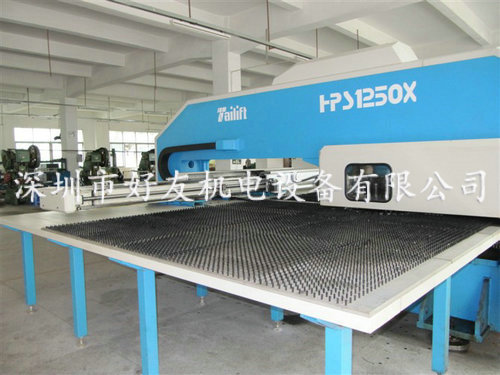 厂家供应 全彩led显示屏箱体 深圳led显示屏箱体