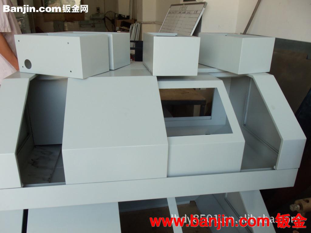 提供优质专业钣金加工，机箱机柜制作