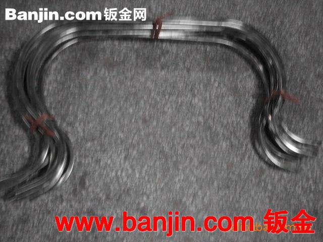 提供高档多弯形游泳池扶手弯管加工