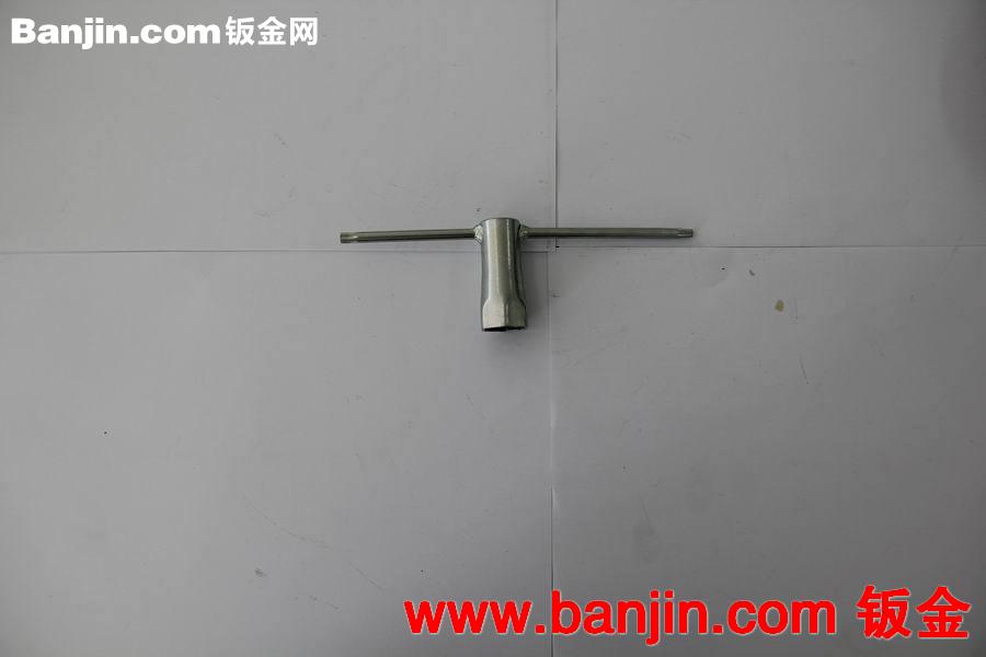 供应各种规格扳手工具 六角套筒，镀镍处理