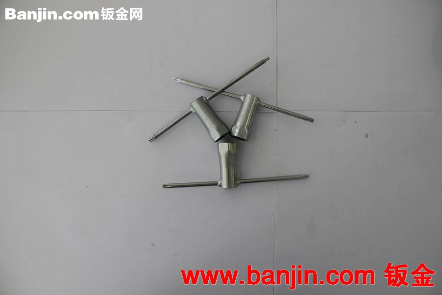 供应各种规格扳手工具 六角套筒，镀镍处理