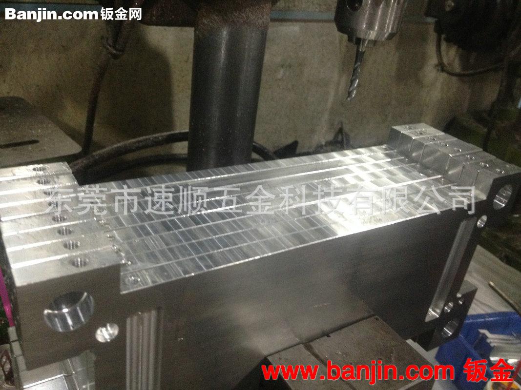 机械加工制造工厂提供五金铝零件CNC电脑锣机加工数控加工