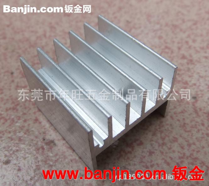 低价订做暖气片 散热器 铝型材 金属弹片 冲压件 车床件