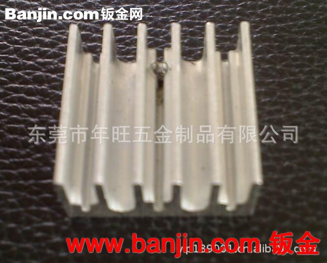 低价订做暖气片 散热器 铝型材 金属弹片 冲压件 车床件