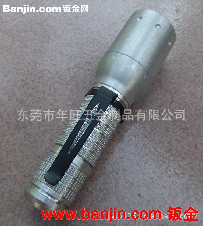 LED强光手电筒夹子 手电筒不锈钢抱夹 弹性手电筒五金抱夹 品质优