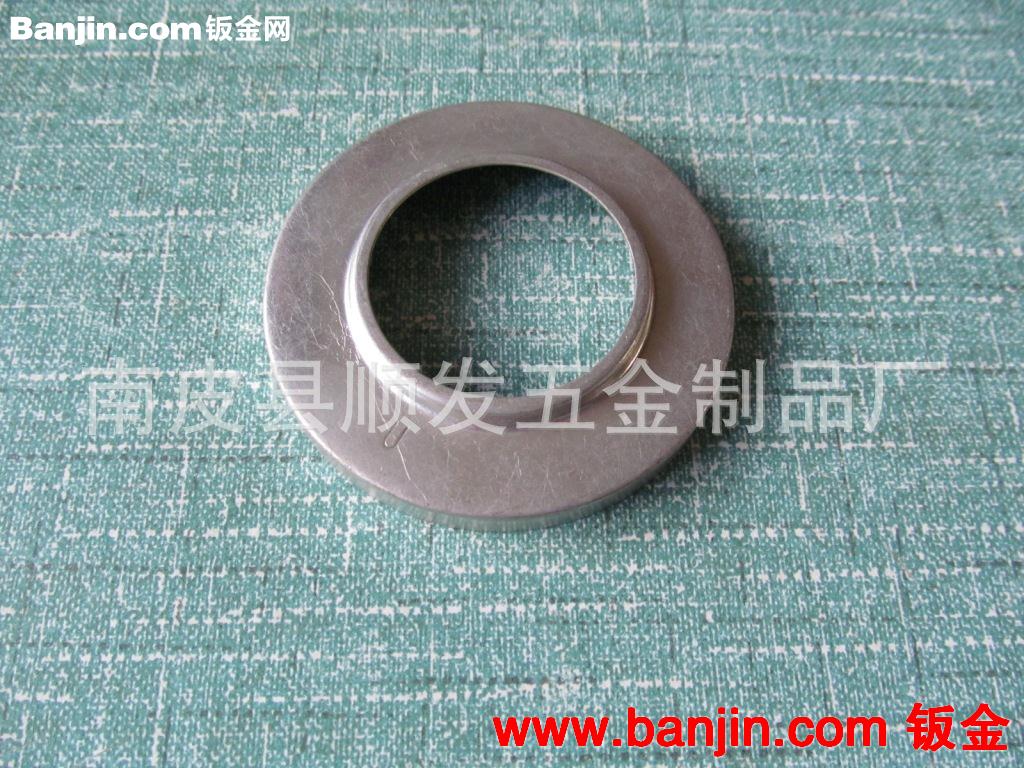 我司常年大量供应各种饰品配件各种五金制品质优价廉欢迎订购