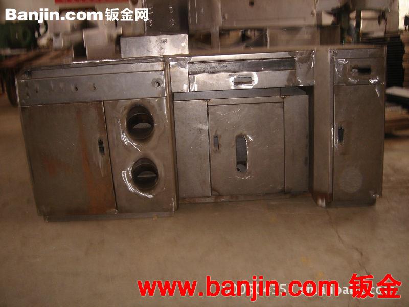 提供专业制作的治疗台机箱、控制机箱