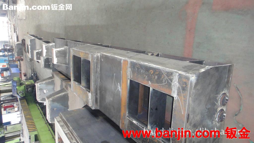 南京江宁工厂专业钣金加工,焊接加工,生产各类非标/标准塑机底座