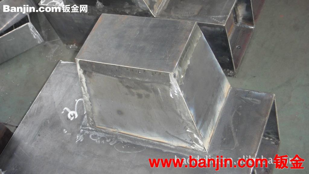 南京江宁工厂专业钣金加工,焊接加工,生产各类非标/标准塑机底座