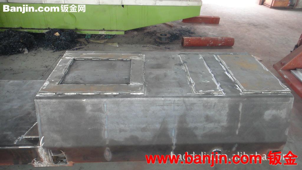南京江宁工厂专业钣金加工,焊接加工,生产各类非标/标准塑机底座