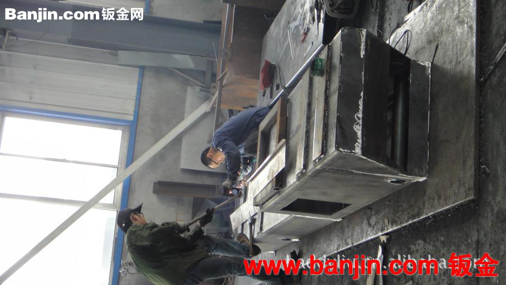 南京江宁工厂专业钣金加工,焊接加工,生产各类非标/标准塑机底座