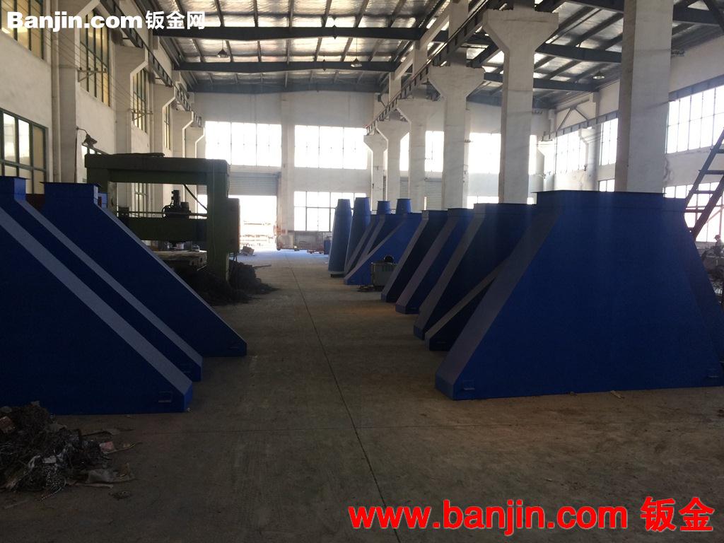 南京江宁工厂专业钣金加工,焊接加工,生产各类风道、风管、烟囱