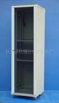 【厂家直销】大量供应19英寸标准服务器机柜 福达白色喷塑机柜