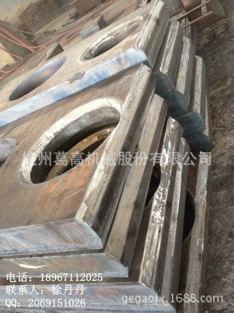 优质钣金件，折弯件，焊接件，大型端梁钢结构焊接件加工