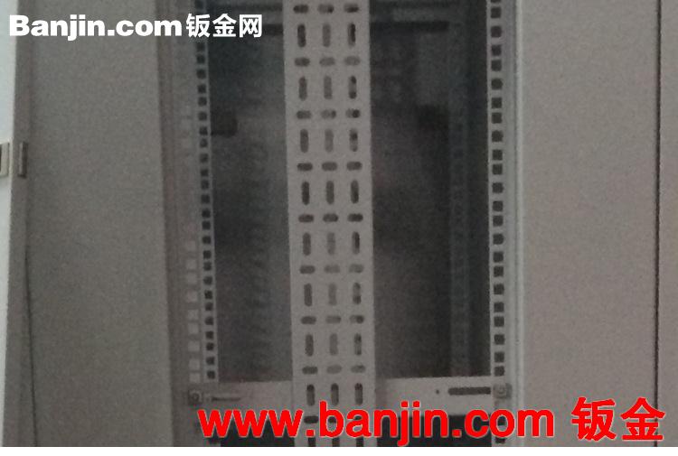 【朗日新】专业厂家提供钣金加工 42U功放机箱批发
