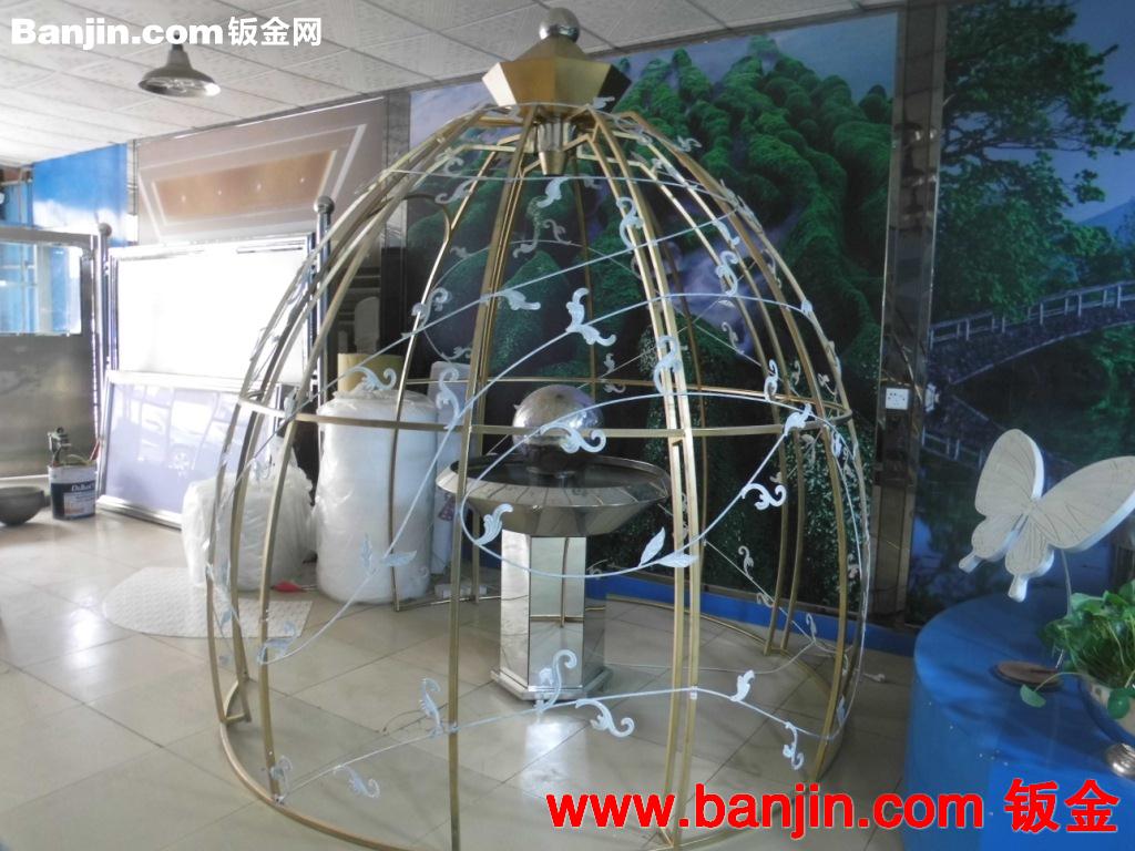 承接铁艺制品，.酒店楼顶装饰，小区凉亭，公园景观，休闲棚顶