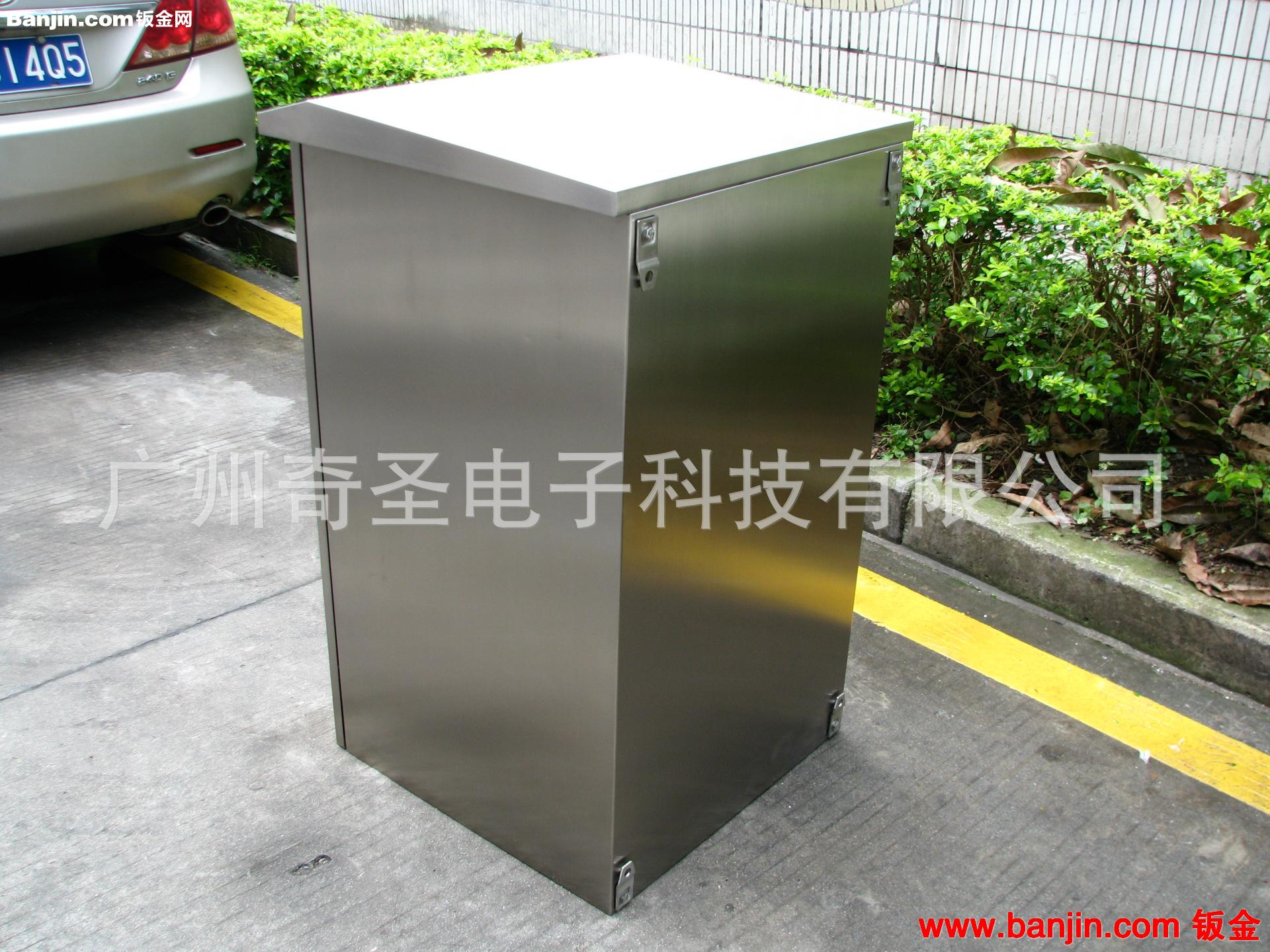 316L不锈钢户外柜　19英寸机柜IP66　IP6619英寸机柜