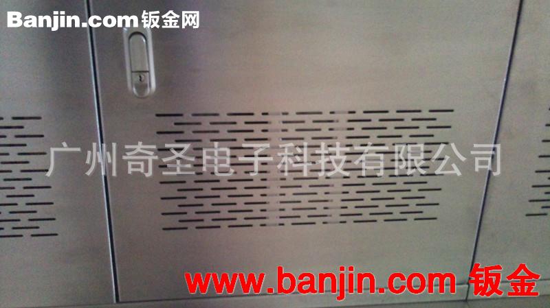 低价出售 不锈钢指挥中心控制台 平台操作台　304不锈钢操作台