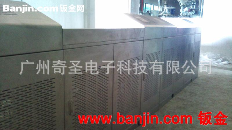 低价出售 不锈钢指挥中心控制台 平台操作台　304不锈钢操作台