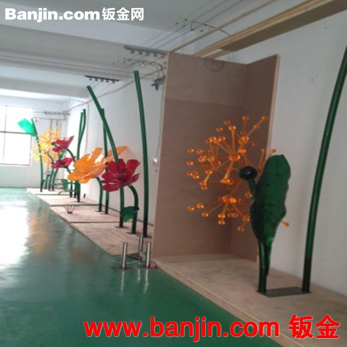专业加工各种款示有机玻璃亚克力花制作厂