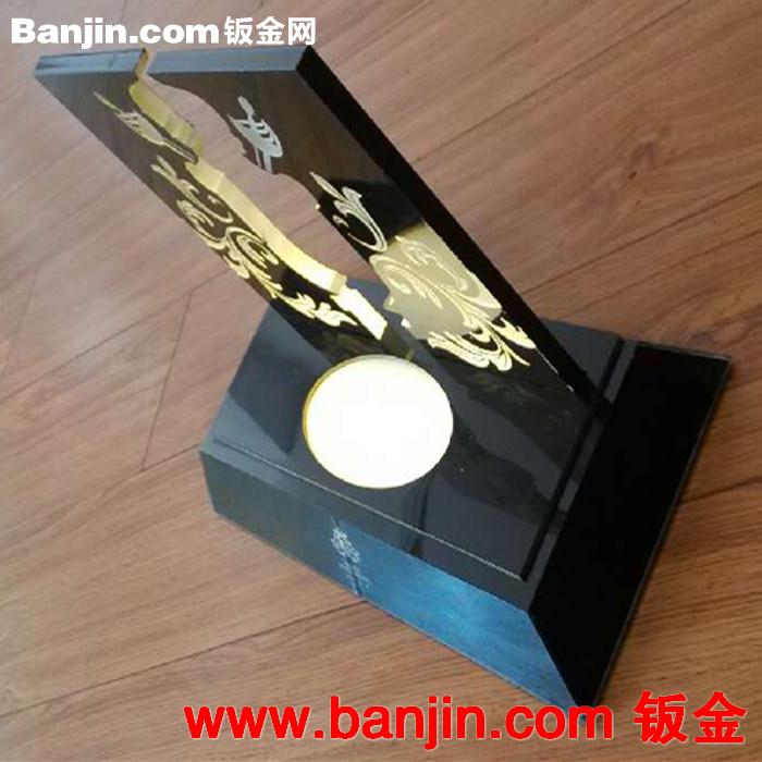 [酒店用品]长期供应时尚美观进口压克力工艺品发光台牌