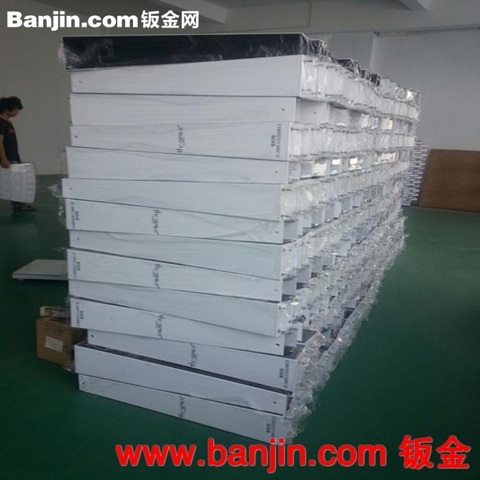 上海奉贤有机玻璃加工厂 先进设备，真诚服务与您