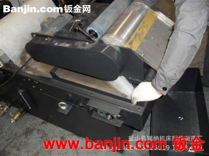 厂家批发供应小巨人机床不锈钢链板排屑机 刮板式排屑机
