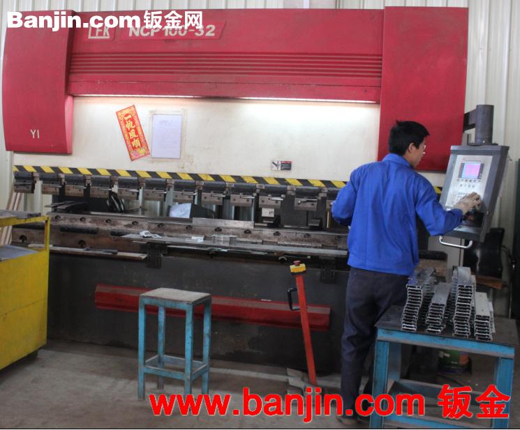 供应光纤打标机五金加工厂家