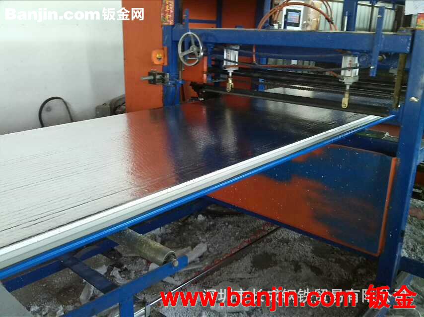 厂家直销 优质耐候合成树脂瓦 别墅琉璃瓦 仿古琉璃瓦 别墅指定