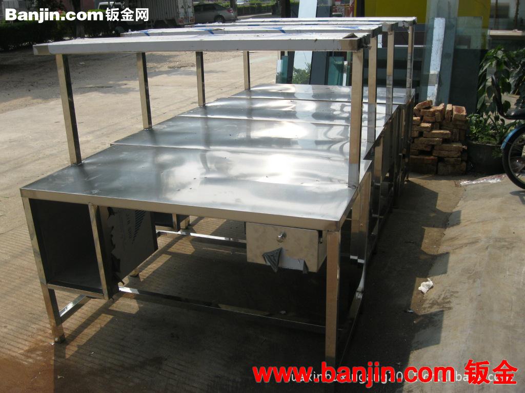 不锈钢厨具、不锈钢油烟罩、白铁风管、不锈钢蒸饭柜、机箱机架
